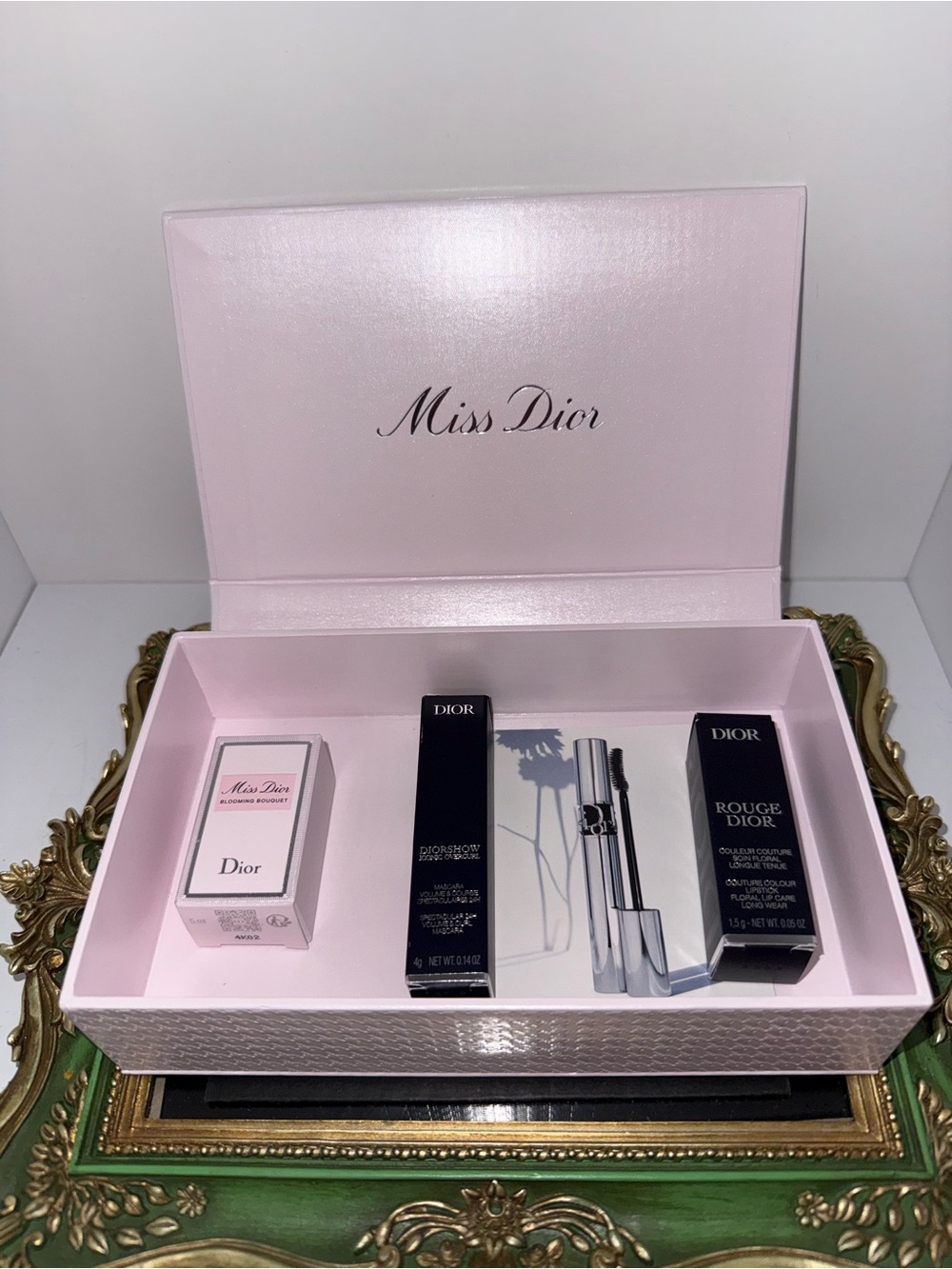Miss Dior Blooming Bouquet Beauty Box